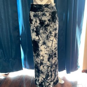 AB Studios tie dye maxi skirt size M